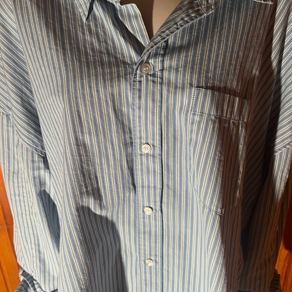 Citizens of Humanity Kayla Shirt, size Medium - Picture 3 of 7